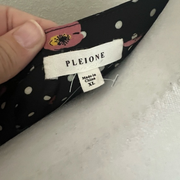 EUC Pleione Blouse - Picture 4 of 4